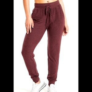 Z SUPPLY || Jill Marled Jogger in Crimson Wine Red - SZ XS
